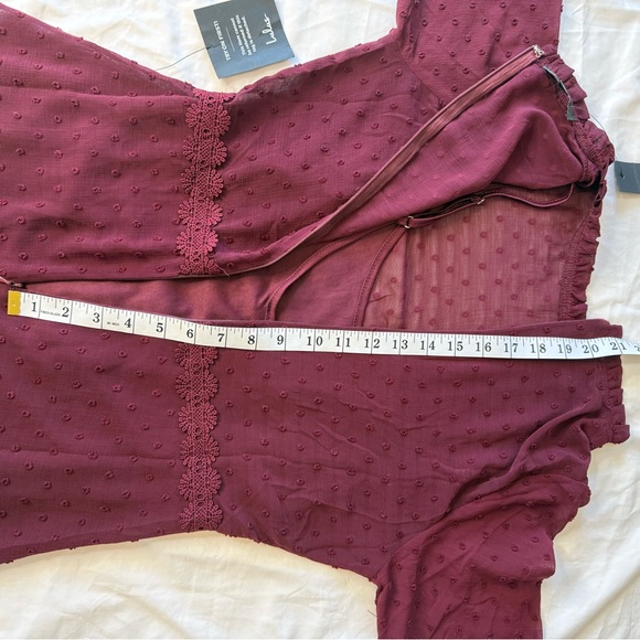 Lulus Wine Red Swiss Dot Crochet Lace Tiered Midi Dress M NWT Wedding Guest - Picture 5 of 13